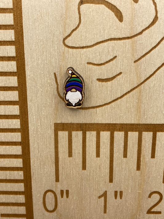 Rainbow Hat Gnome Stud