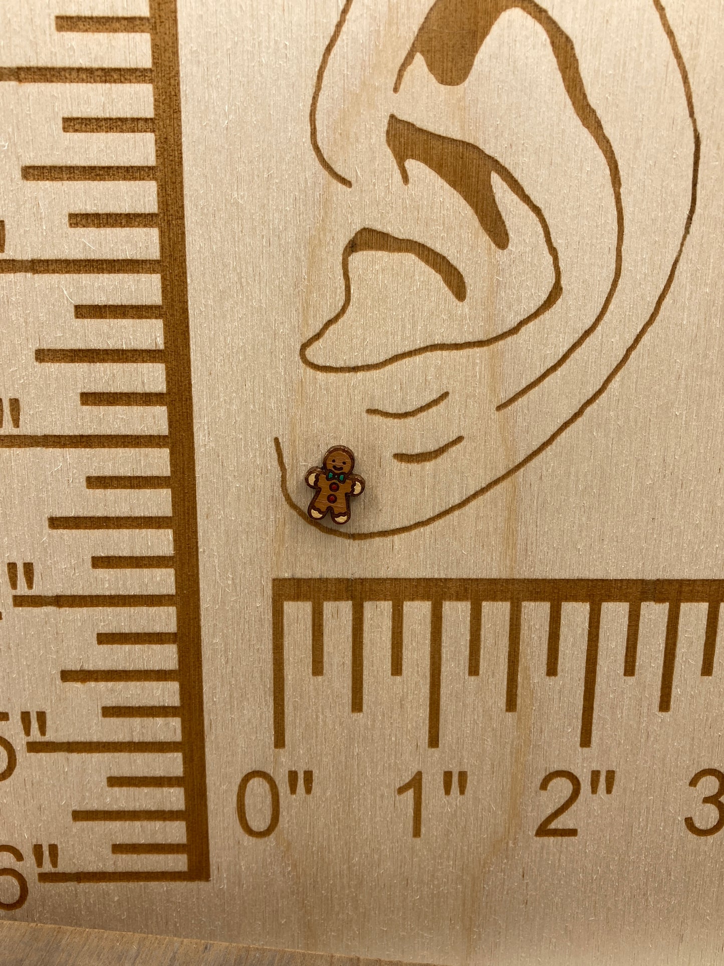 Gingerbread Man Stud