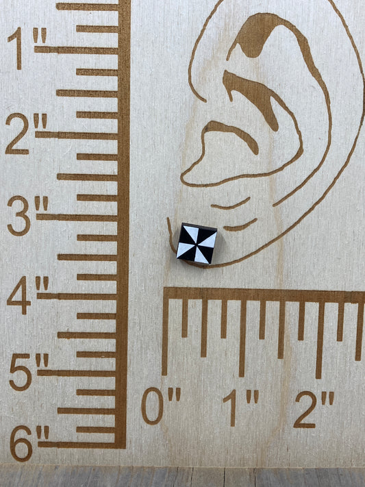 Pinwheel Quilt Block Stud