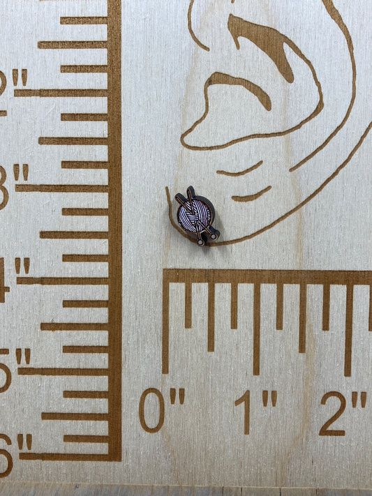 Yarn and Needles Stud