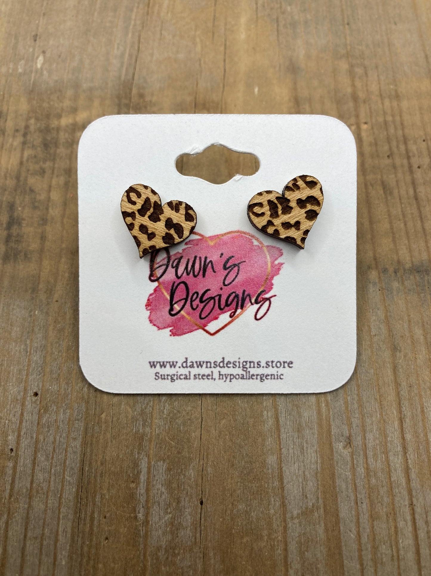 Heart Leopard Engraved Stud