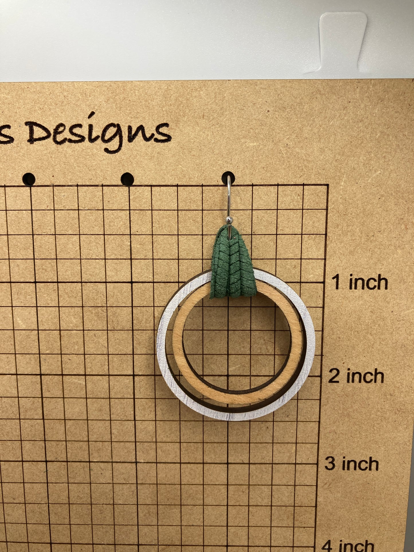 Green White and Stain Nesting Circles Set