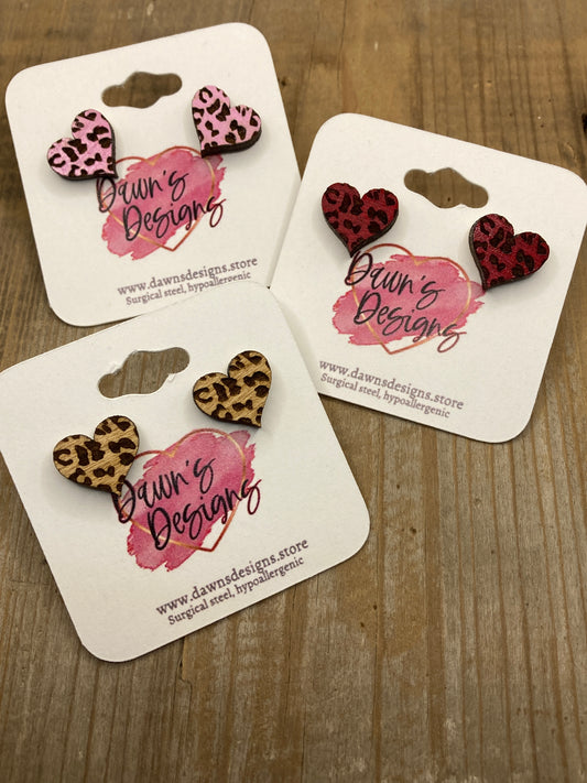 Heart Leopard Engraved Stud