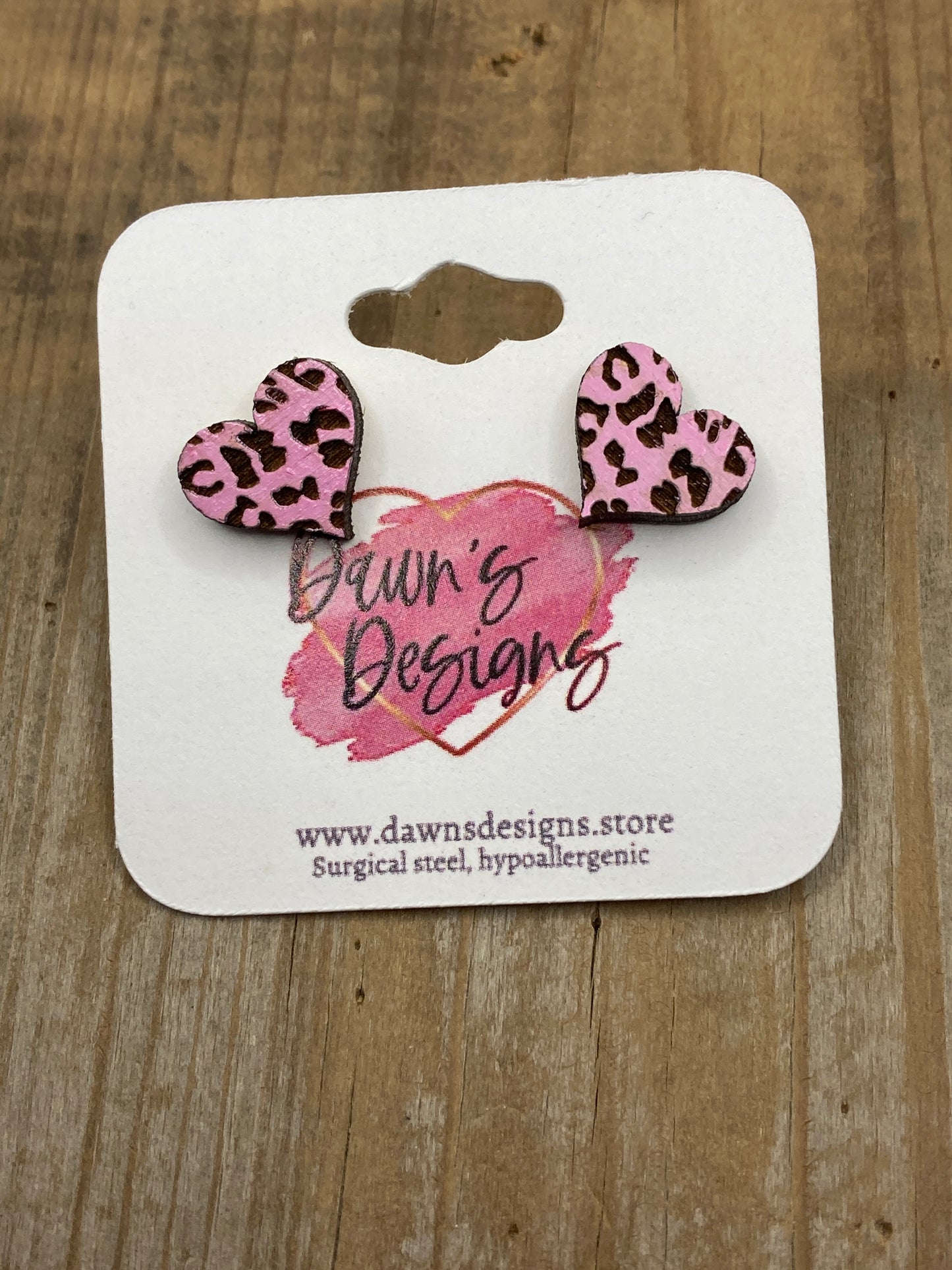 Heart Leopard Engraved Stud