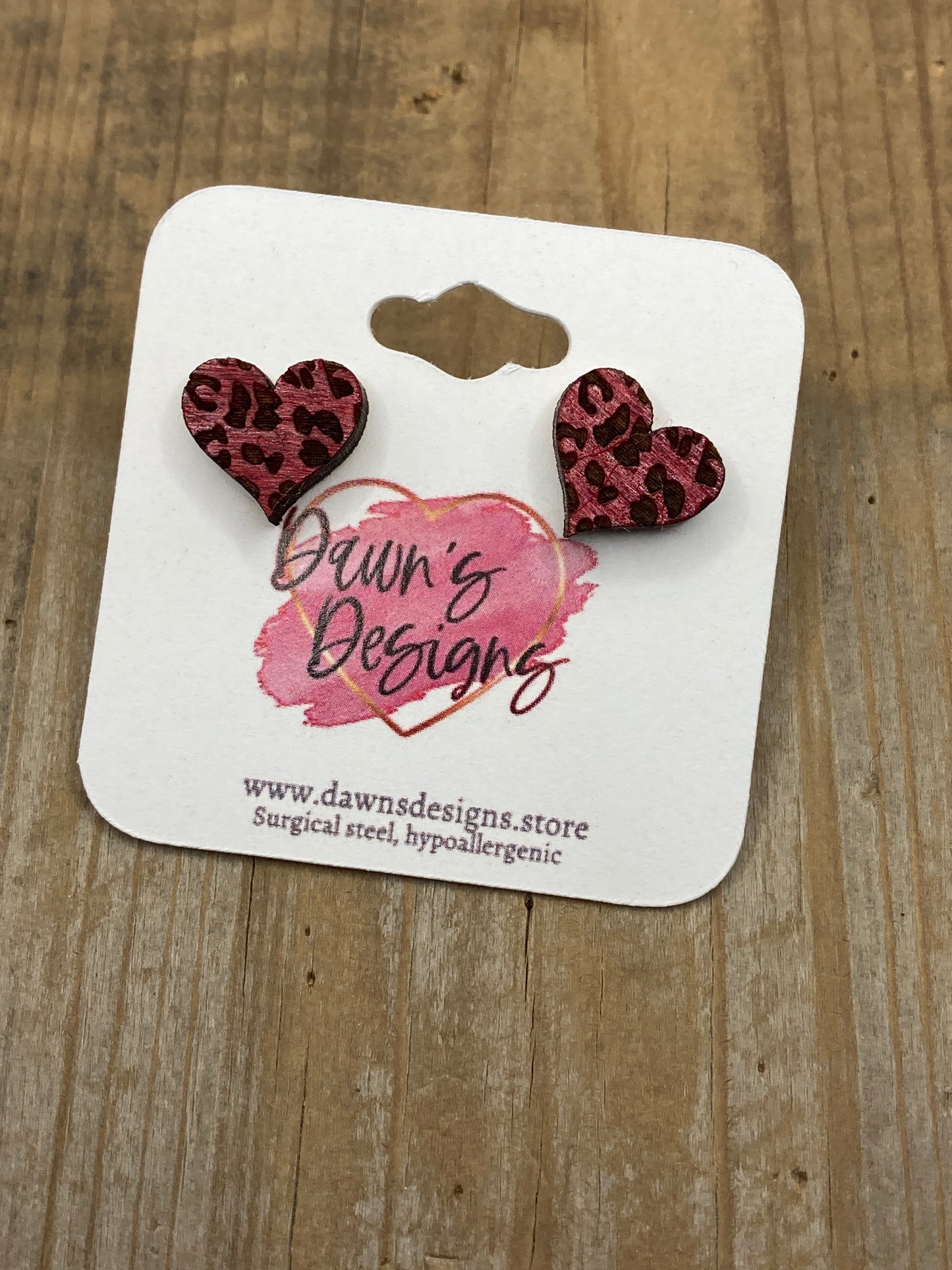 Heart Leopard Engraved Stud