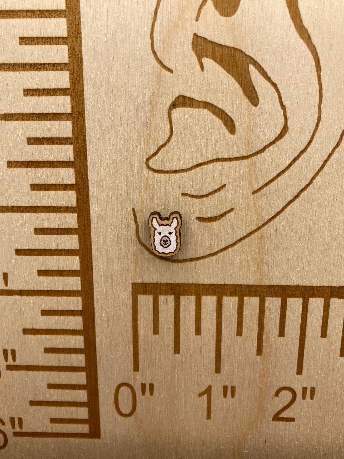 Llama Head Stud