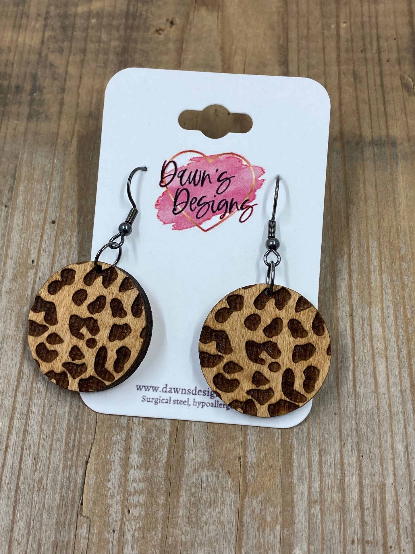 Leopard Engraved Dangle