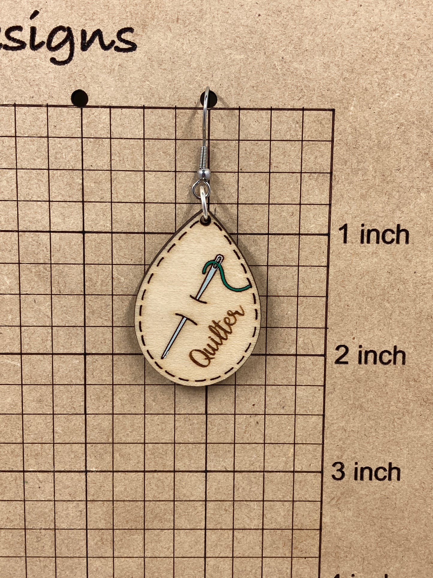 Quilter Dangle
