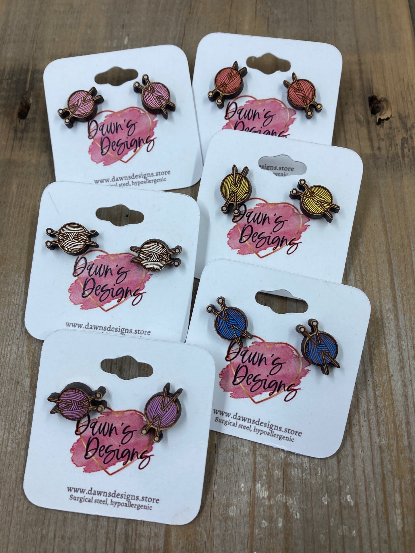 Yarn and Needles Stud