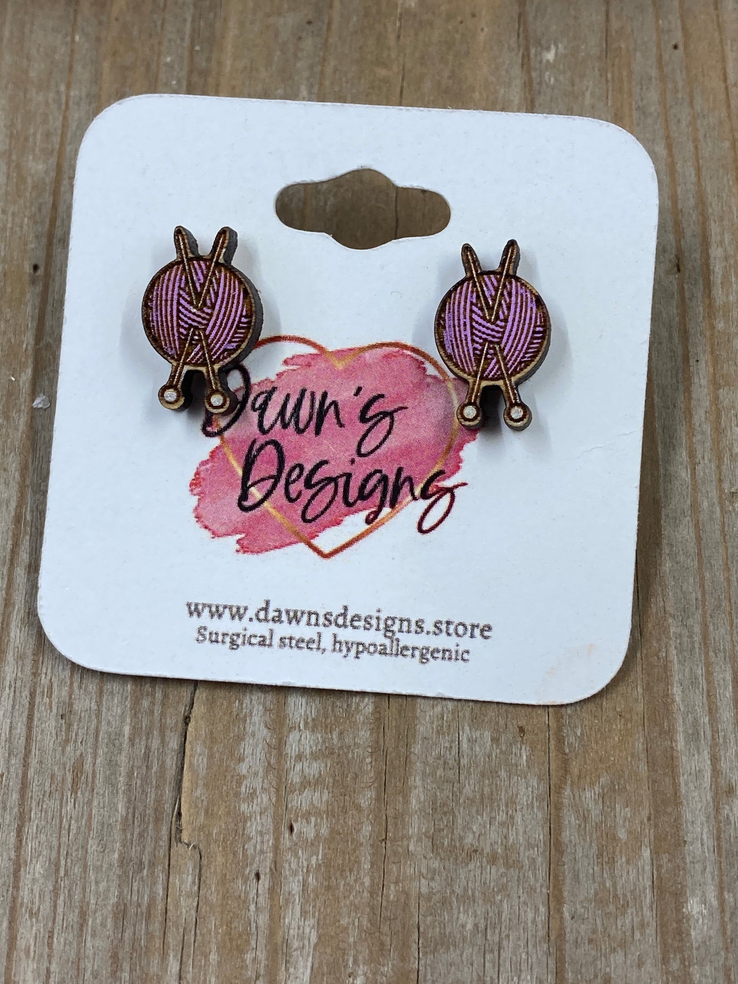 Yarn and Needles Stud