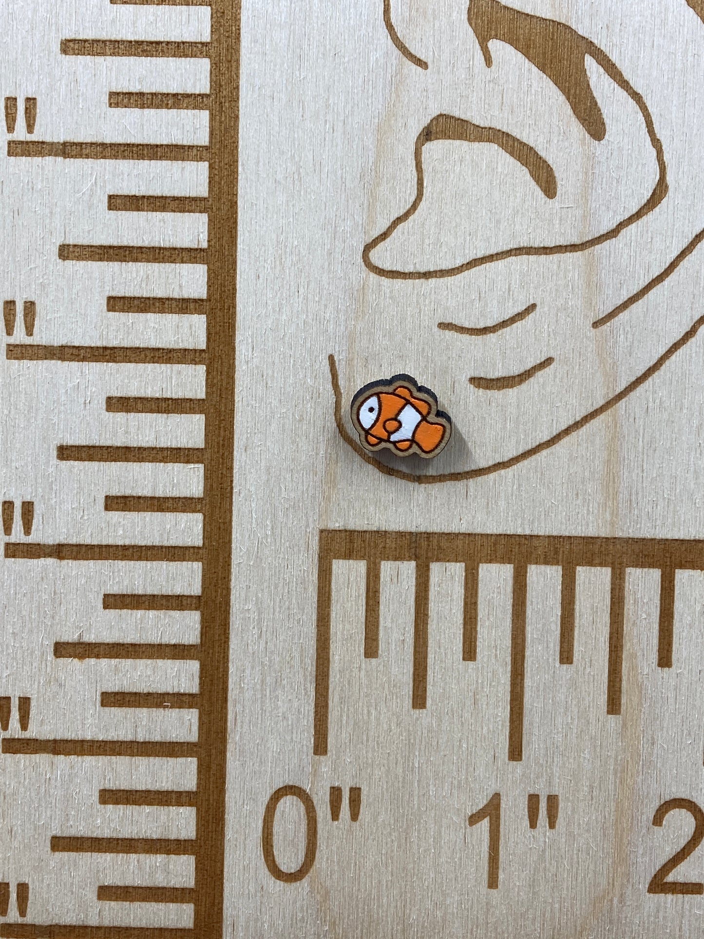 Clownfish Stud