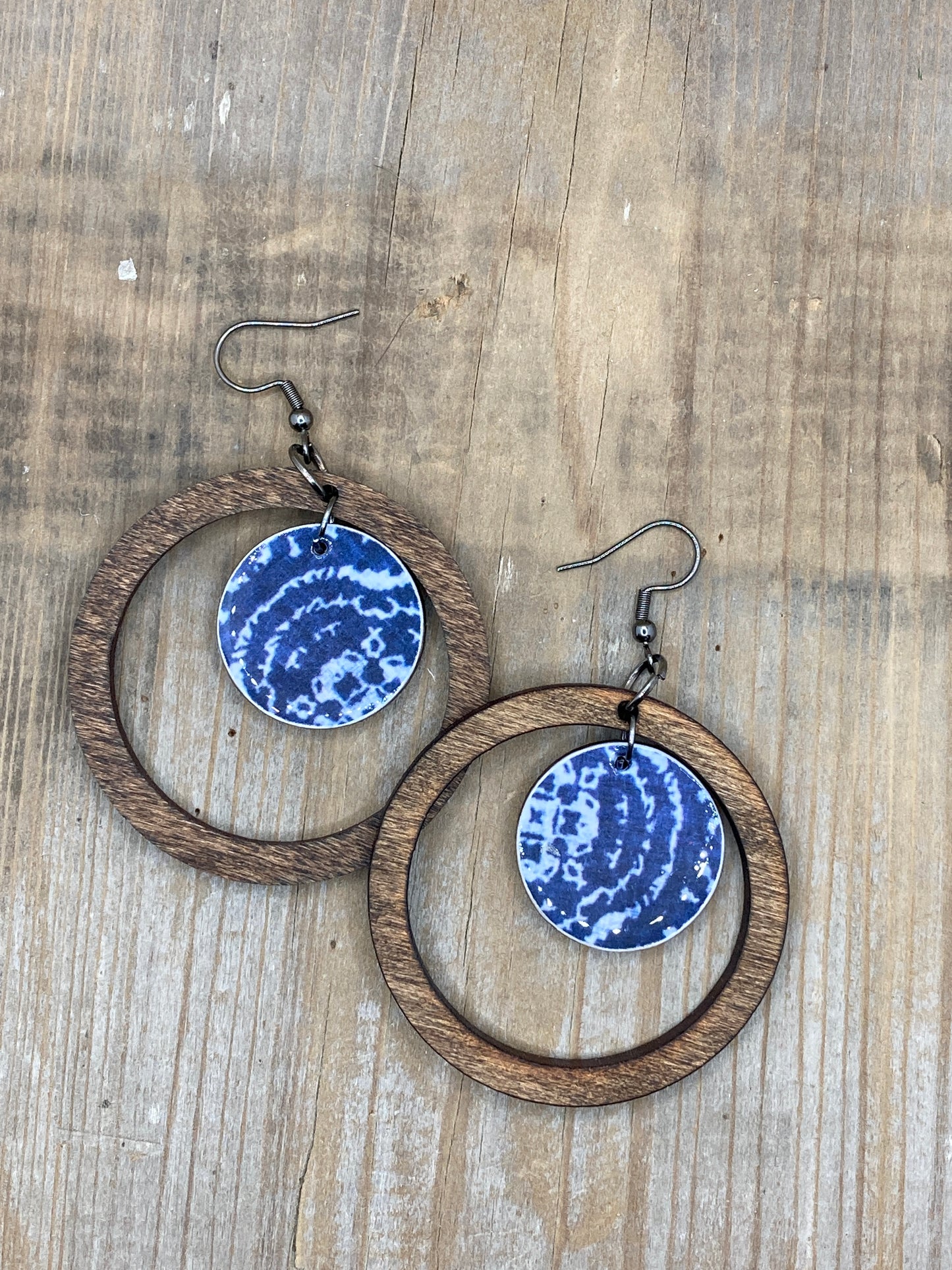 Wood Hoops with Decorative Center Group 3 - Spring