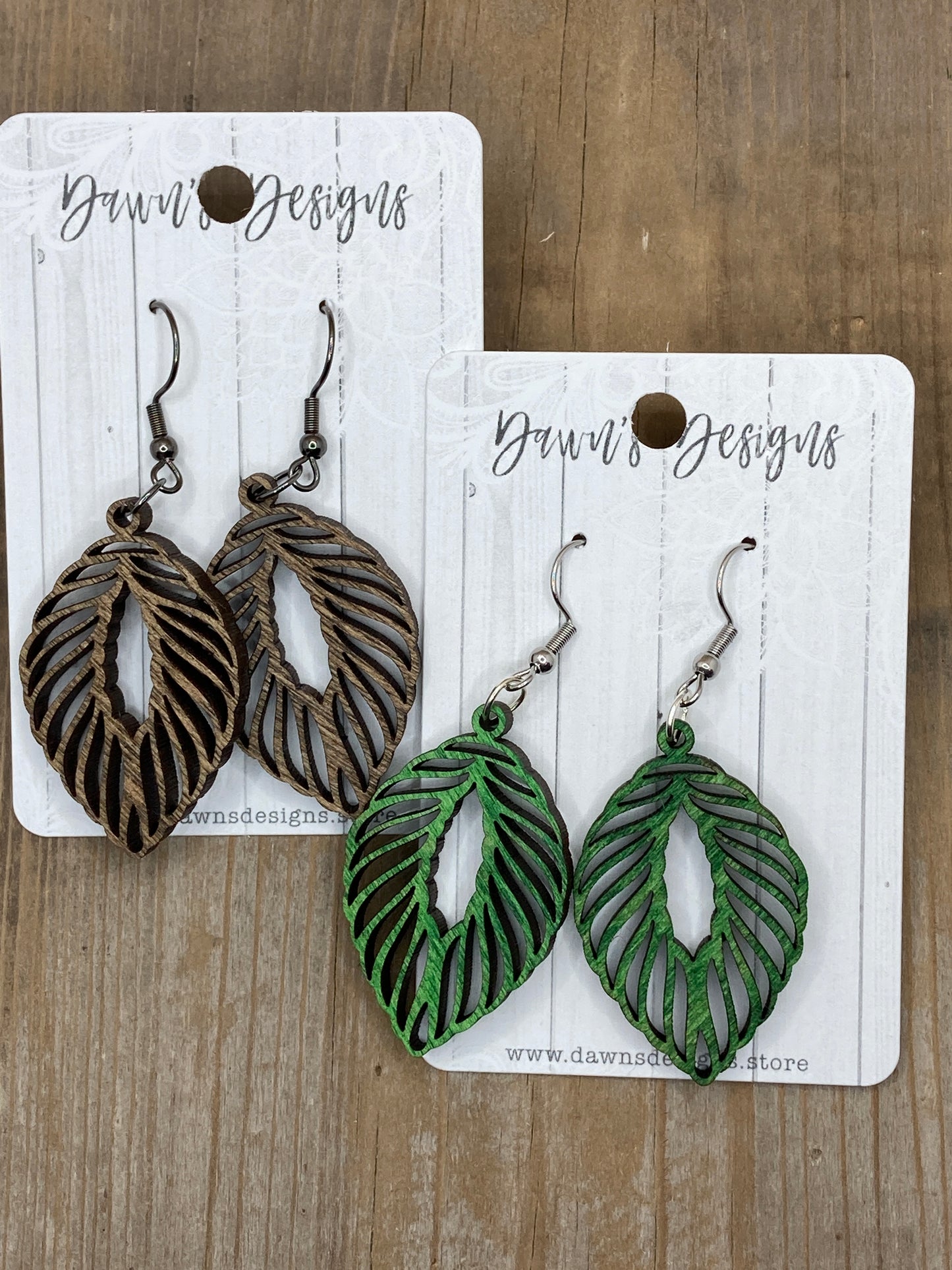 Leaf Cutout Dangle